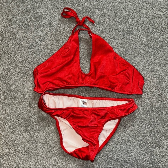 VENUS Red Bikini Set - Picture 1 of 6